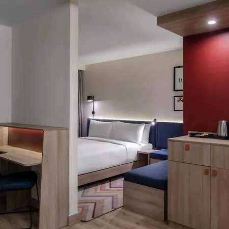 酒店 Hampton By Hilton Merter 3*