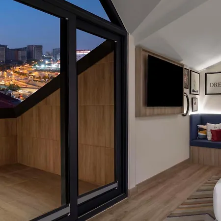 Hotell Hampton By Hilton Merter 3*