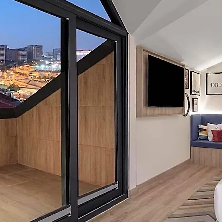 Hampton By Hilton Merter 3*