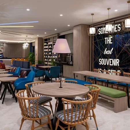호텔 Hampton By Hilton Merter 3*